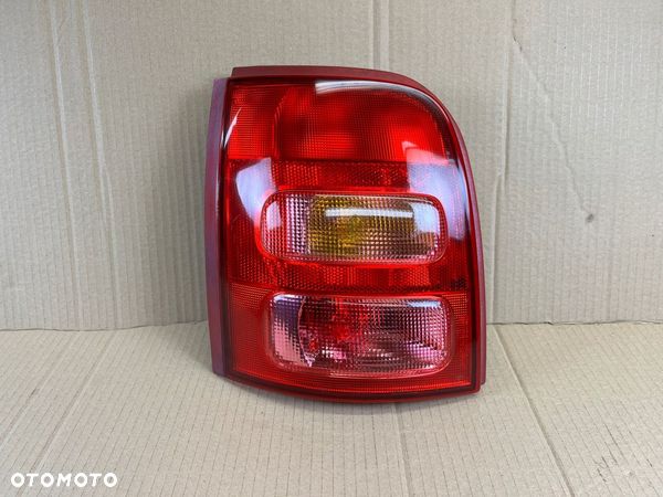 nissan micra k11 lampa lewa tył tylna hella europa 26555-1F500 - 1