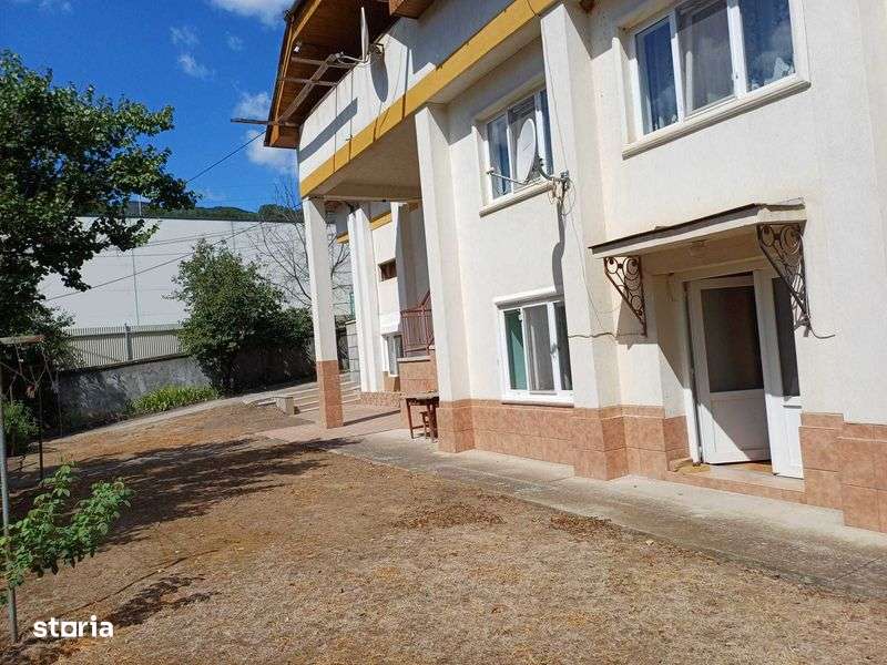 Vand casa in Baile Herculane - Imagine principală: 4/8