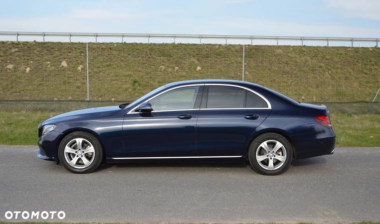 Mercedes-Benz Klasa E 220 d 9G-TRONIC Avantgarde - 3