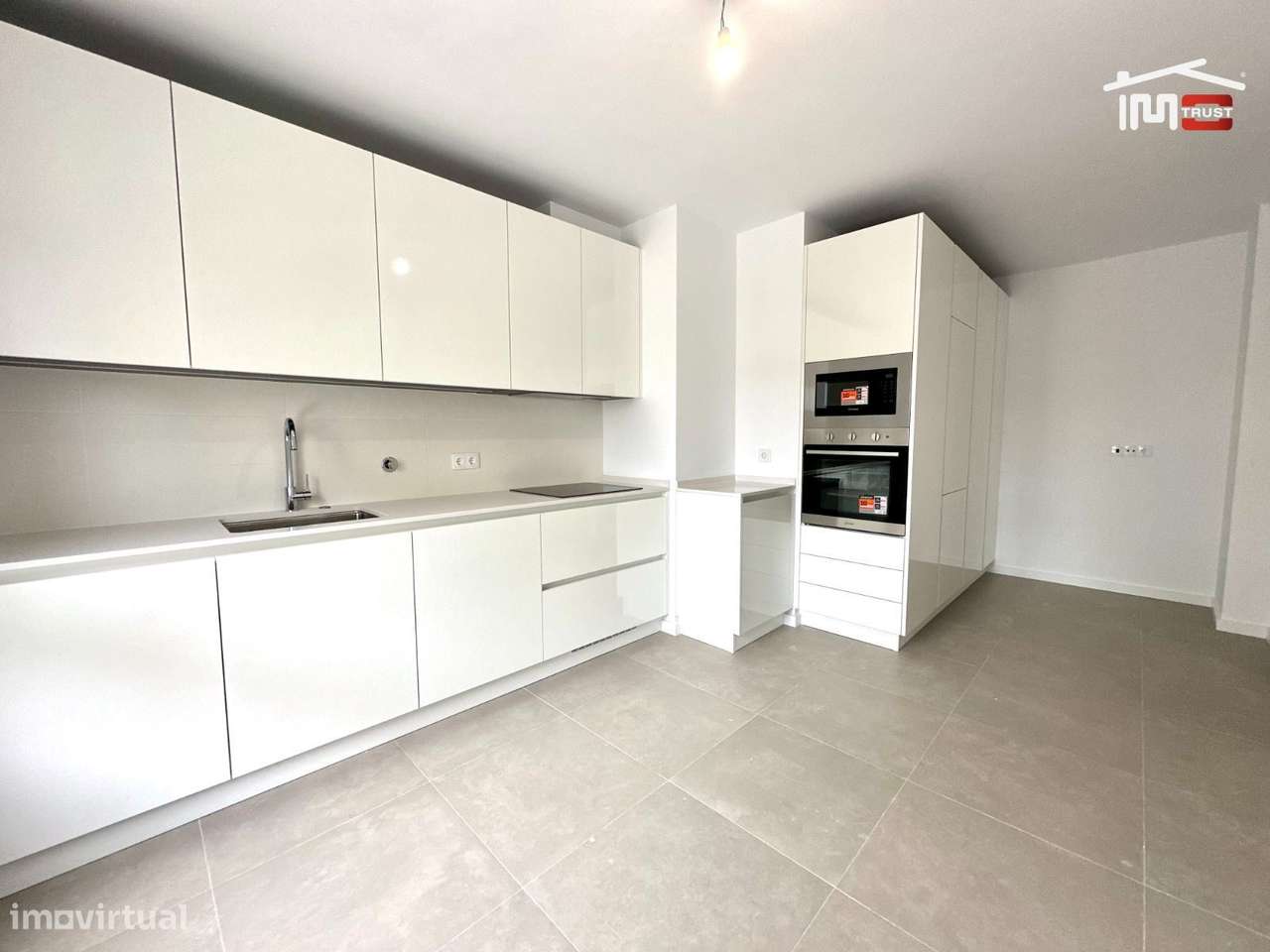 Incrível Apartamento T3 com Parqueamento - Grande imagem: 5/31