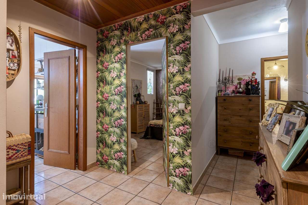 Apartamento T2 Rés-do-Chão com arrecadação, no Pinhal Novo-11