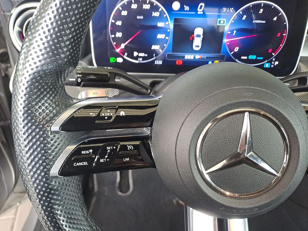 MERCEDES-BENZ KLASA-C C220D mHEV Avangarde Kamera 360 Blind Spot LED Ambiente Nawigacja