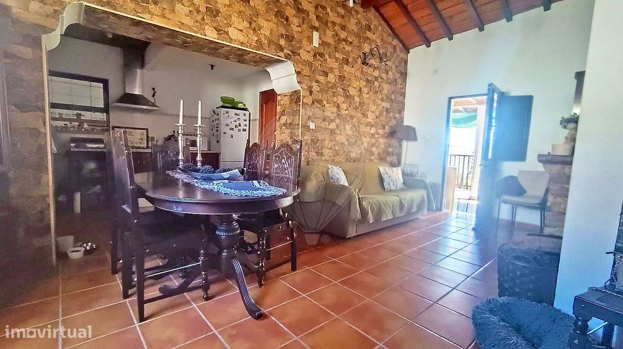 Moradia T2 para venda - Grande imagem: 3/13