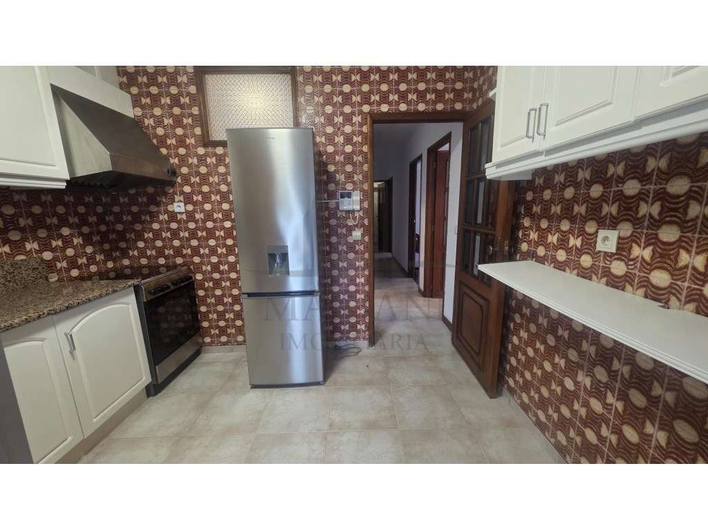 **Apartamento T2 no Centro de Gondomar, com Box** - Grande imagem: 5/18