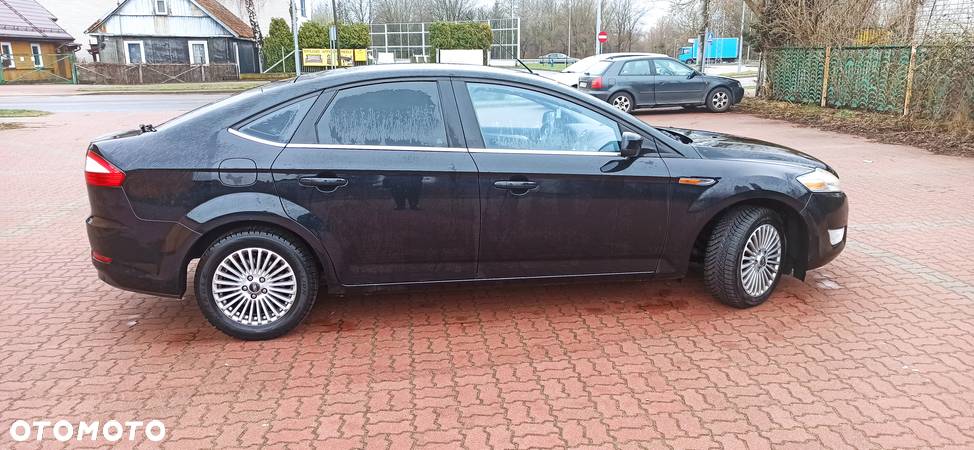 Ford Mondeo 1.8 TDCi Ghia - 2