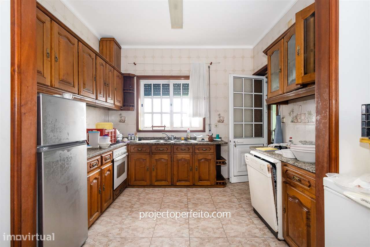 Moradia Isolada >=T10 Venda em Silvalde,Espinho - Grande imagem: 4/37