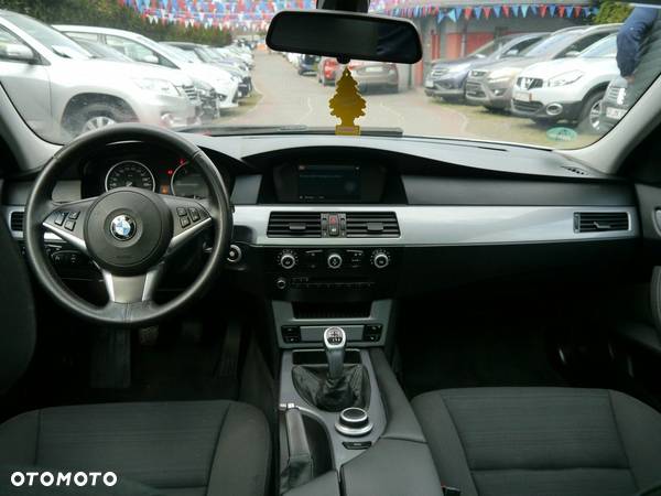 BMW Seria 5 520d - 17