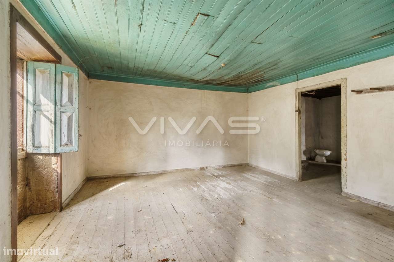 Moradia para Restaurar T0 Venda em Freiriz,Vila Verde-15