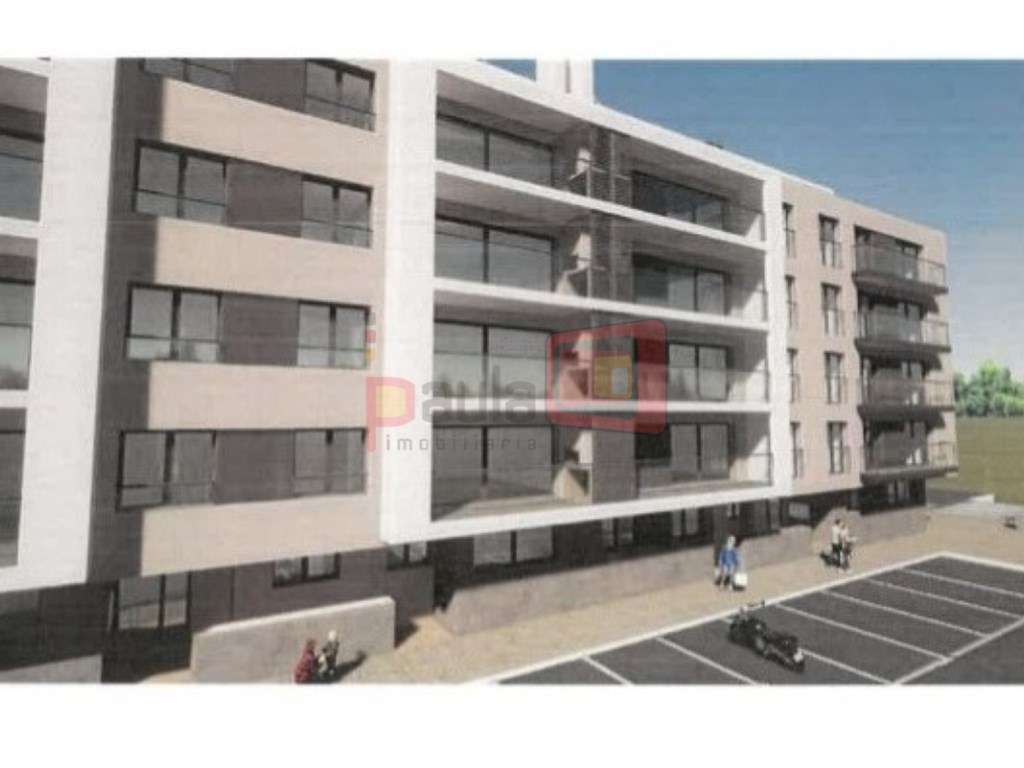 APARTAMENTO T5 DUPLEX NOVO - MONTIJO-2