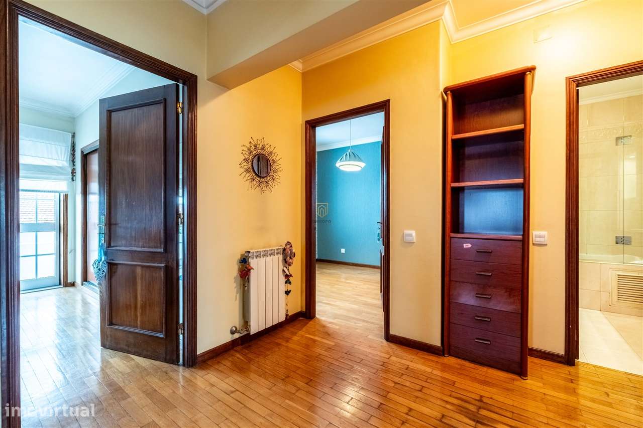 Moradia T4 Venda em Cidade da Maia,Maia - Grande imagem: 4/59