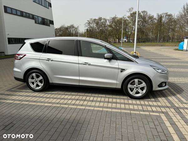 Ford S-Max 2.0 TDCi Titanium PowerShift - 12