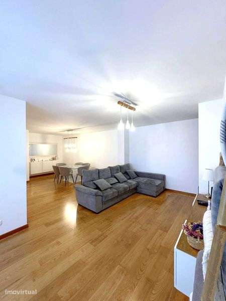 T3 Rio de Mouro Venda direta Particular | Excelente estado | Sala 40m2 - Grande imagem: 2/12