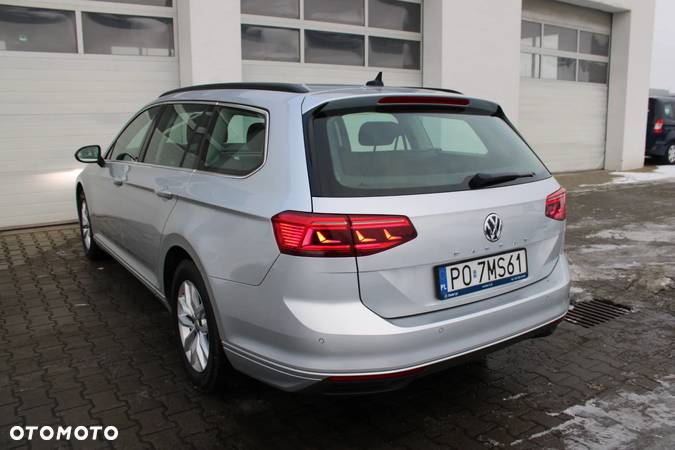 Volkswagen Passat 2.0 TDI EVO Business - 10