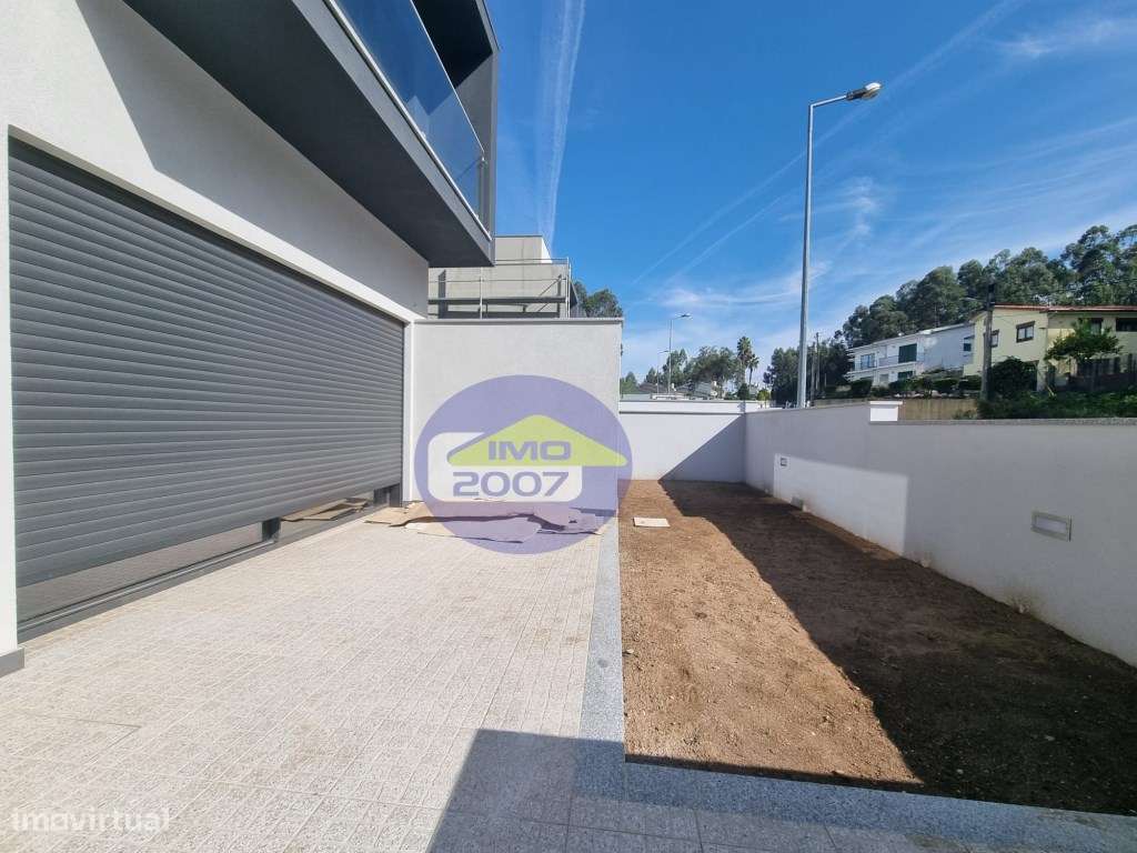 Moradia novas em Lobão-19