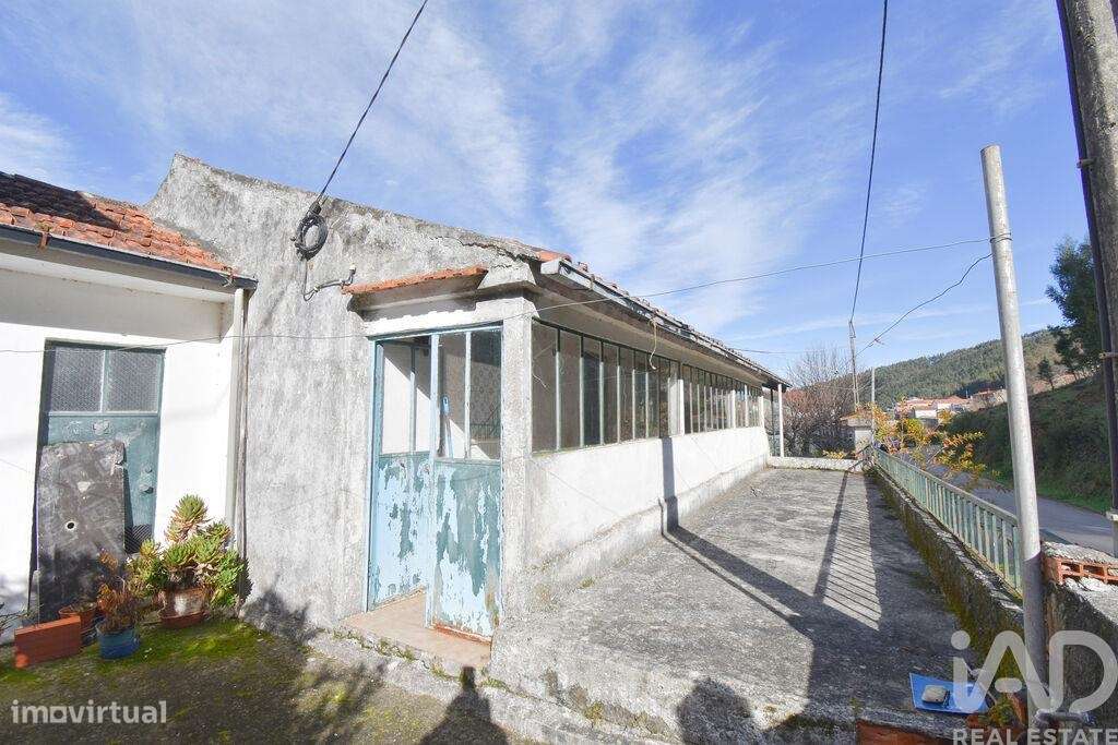 Casa de aldeia T2 em Vila Nova de 223,00 m2 - Grande imagem: 5/30