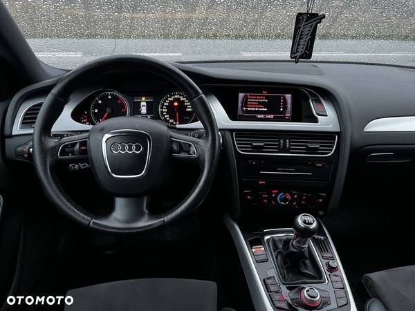 Audi A4 Avant 2.0 TDI DPF Ambiente - 34