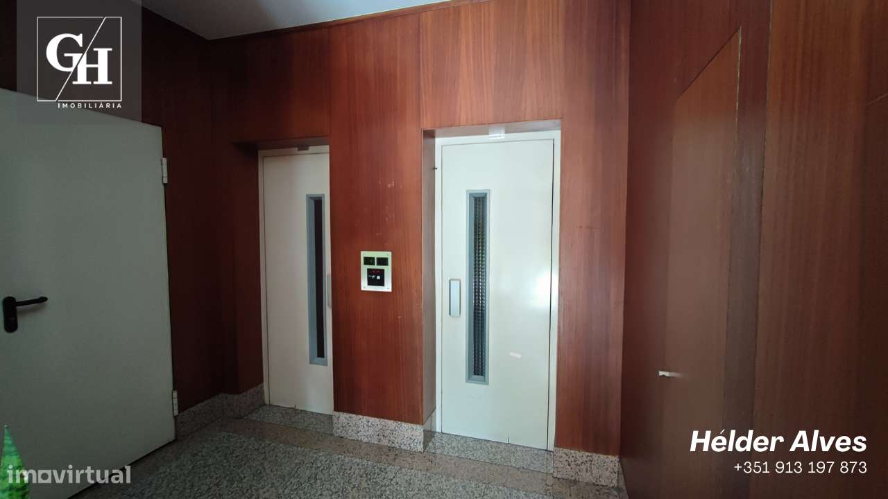 Apartamento T2 em Calendário com garagem fechada-14