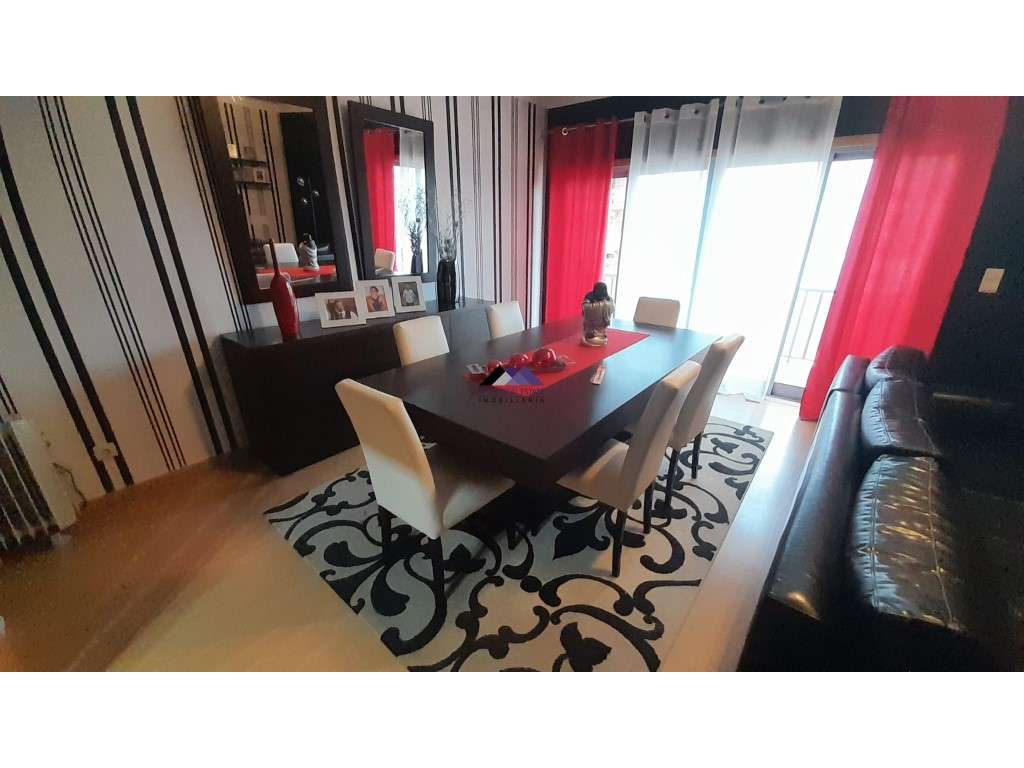 Apartamento T3 na Urbanização Rias Parque-9