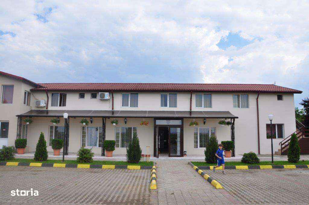 Complex Turistic Miorita  -  Cazare  -  Restaurant  -  Timp liber - Imagine principală: 4/7