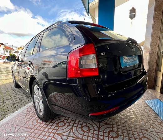 Skoda Octavia Break 1.6 TDi Elegance DSG - 8