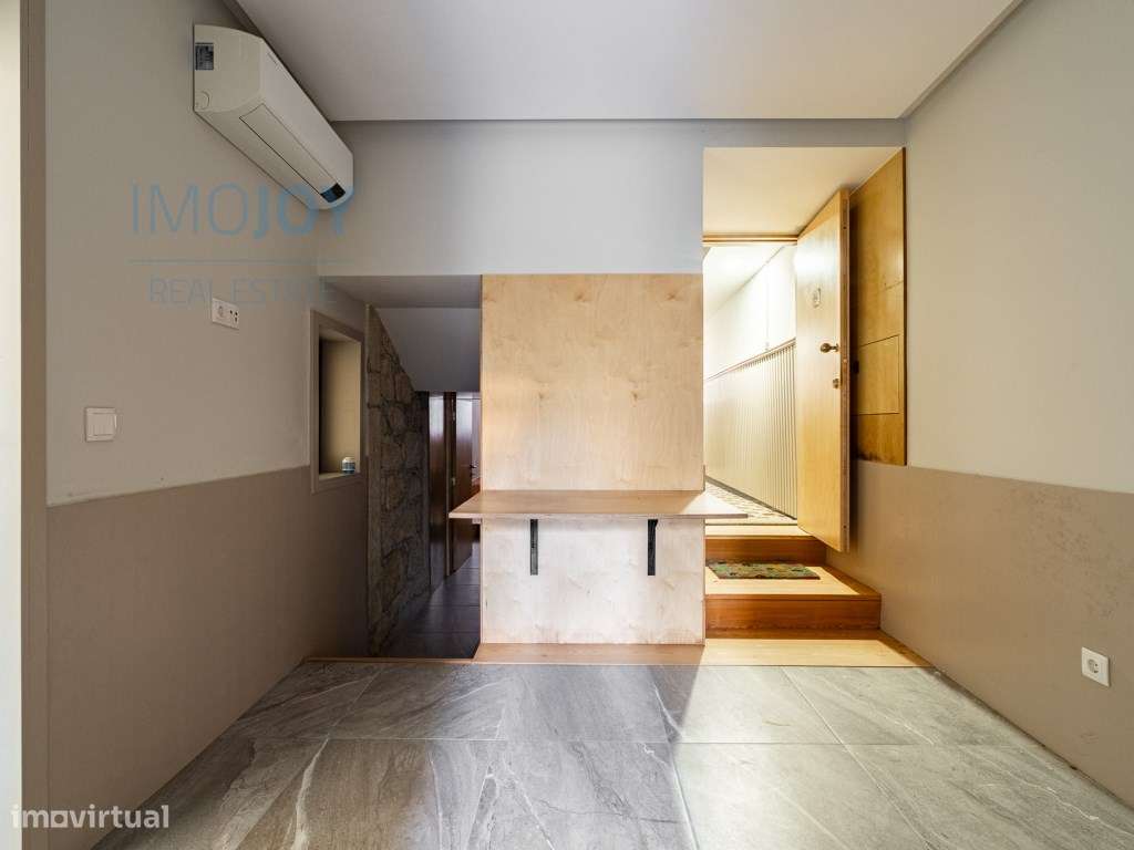 Apartamento T1 para Venda na Rua Miguel Bombarda no Porto-7