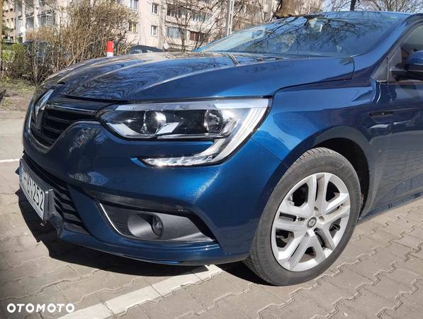 Renault Megane 1.6 SCe Life - 3