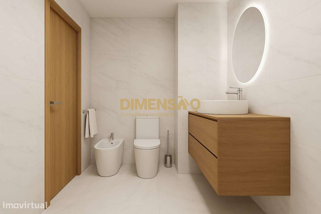 T1 renovado com duas frentes e garagem | Vermoim, Maia Ref DCI153A-4