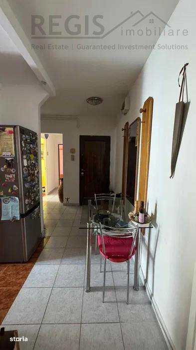 Apartament 3 camere decomandate, zona Astra (Calea Bucuresti) - Imagine principală: 4/9