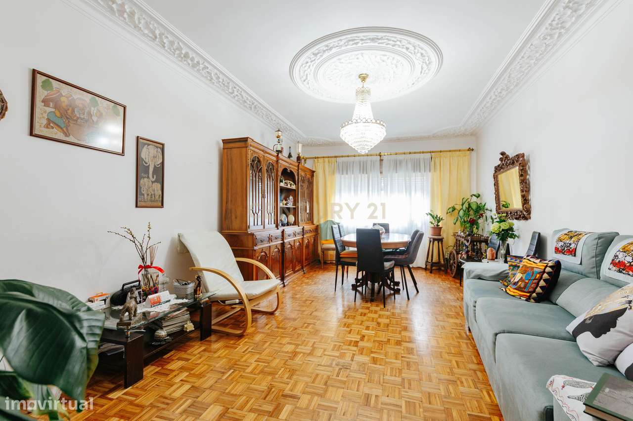 T3 com logradouro no Bom Sucesso - Grande imagem: 3/26