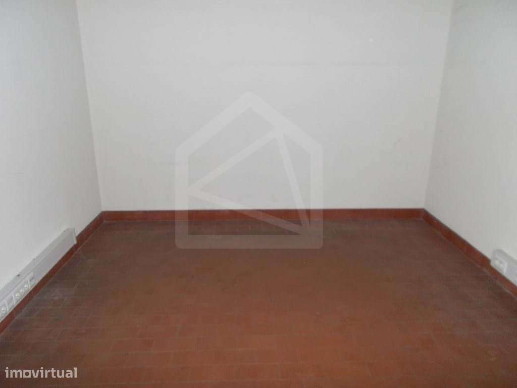 Loja em Cortegaça, Ovar - Grande imagem: 4/7