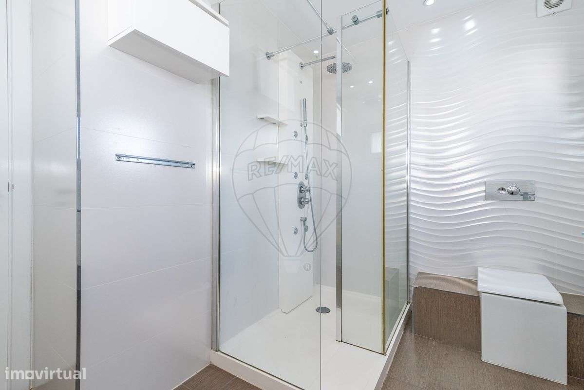 Moradia T5 para venda-35