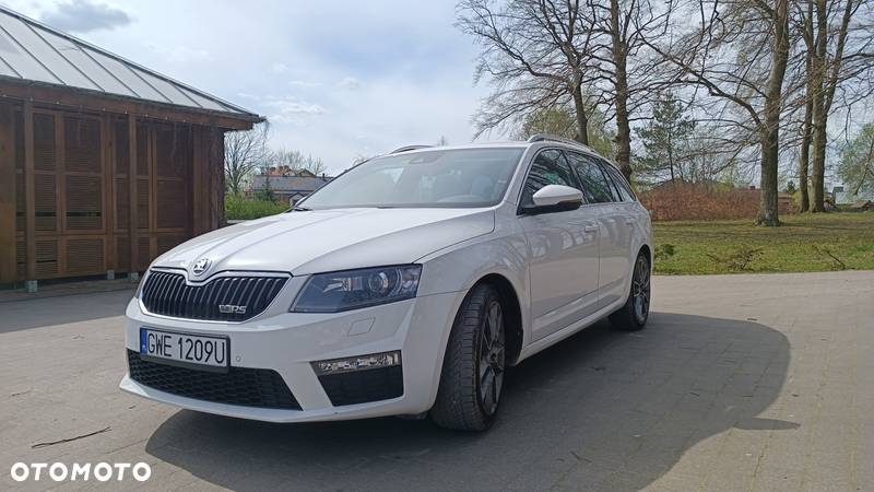 Skoda Octavia 2.0 TSI RS - 2