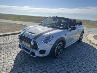 MINI Cabrio John Cooper Works