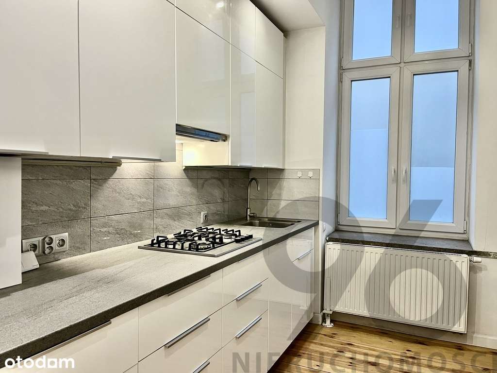 Przestronne mieszkanie w samym sercu Łodzi-5