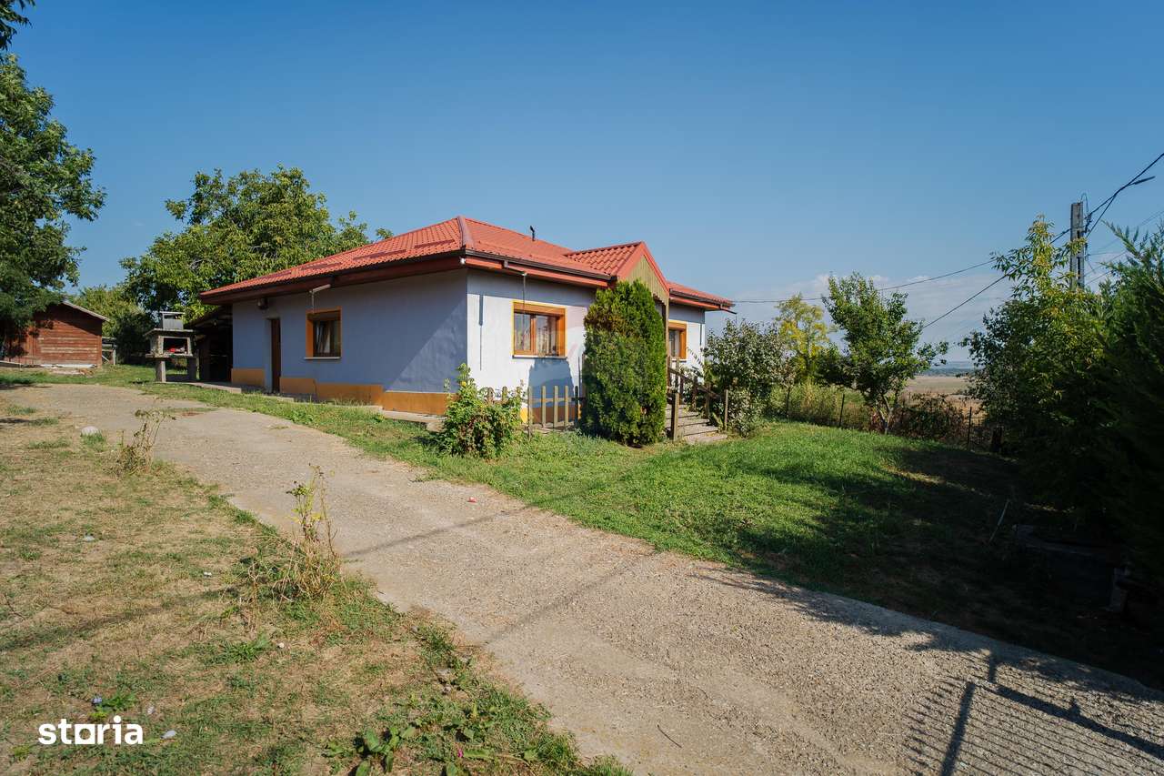 Casă cu 4 camere de vânzare - Chiperești, Iași - Comision 0%-13