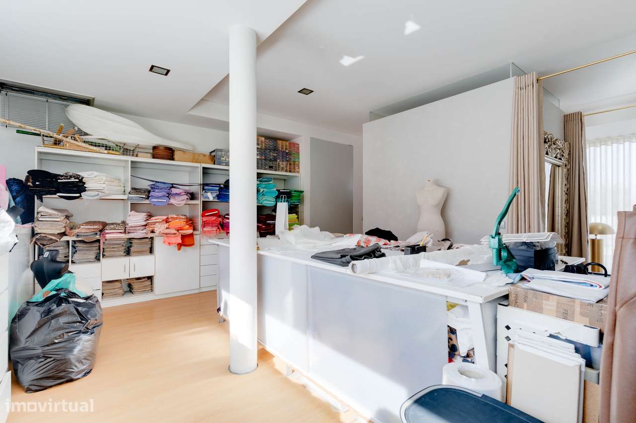 Elegância e Privacidade na Moradia dos Seus Sonhos-22