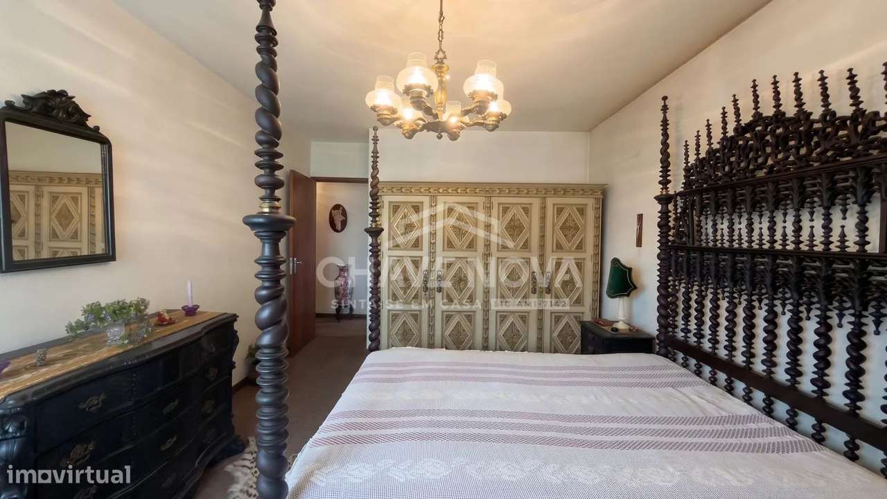 Apartamento t2 à venda na Rua Santa Luzia-25