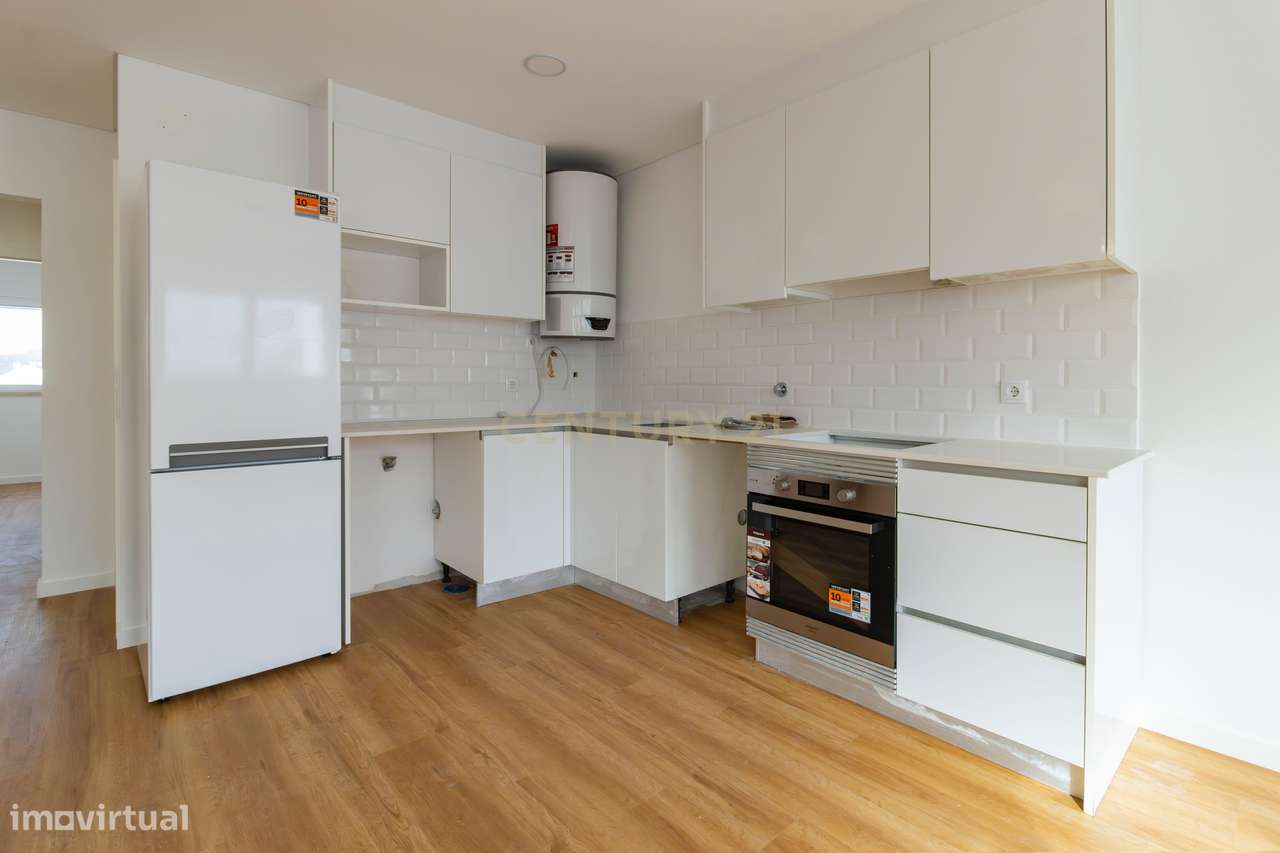 - T1 Novo com Terraço e Pré-Instalação para Jacuzzi – São Martinho do - Grande imagem: 4/18