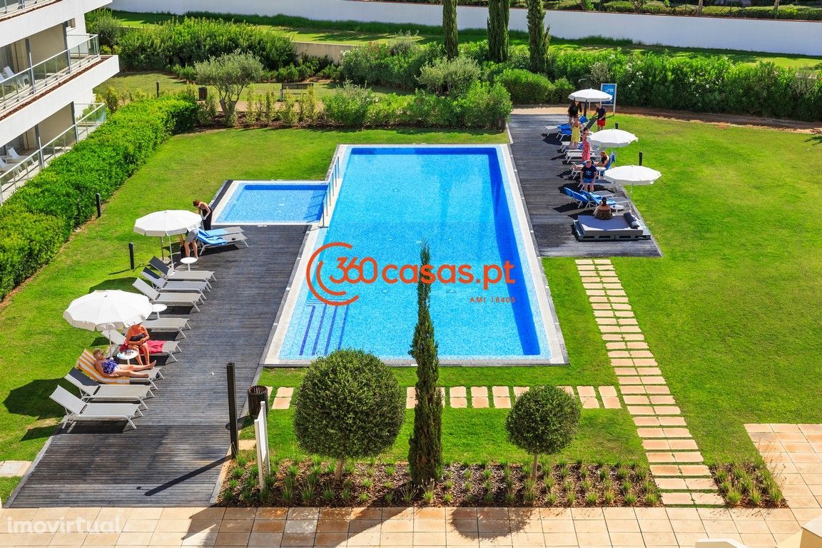Apartamento T2 com piscina em Vilamoura, Algarve