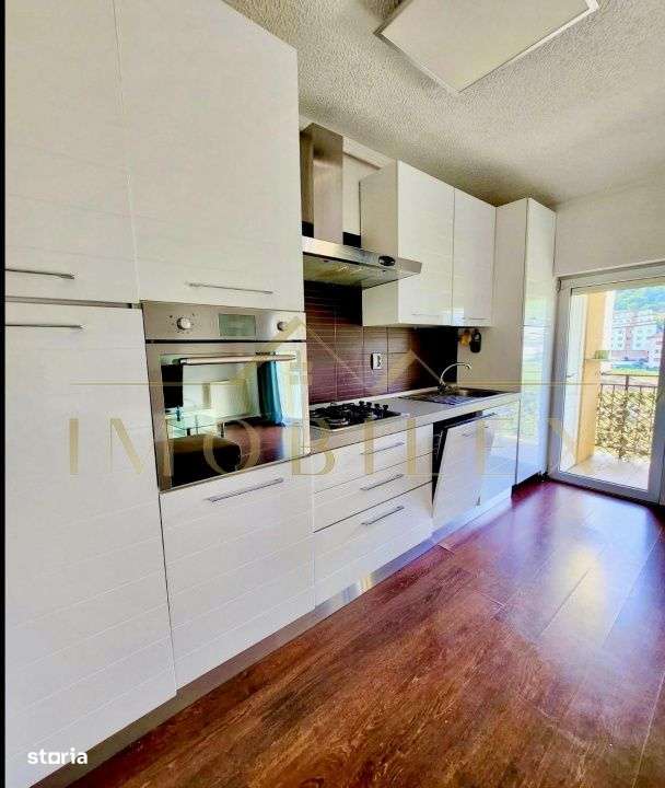 Apartament 2 camere, zona Porii - Imagine principală: 3/8