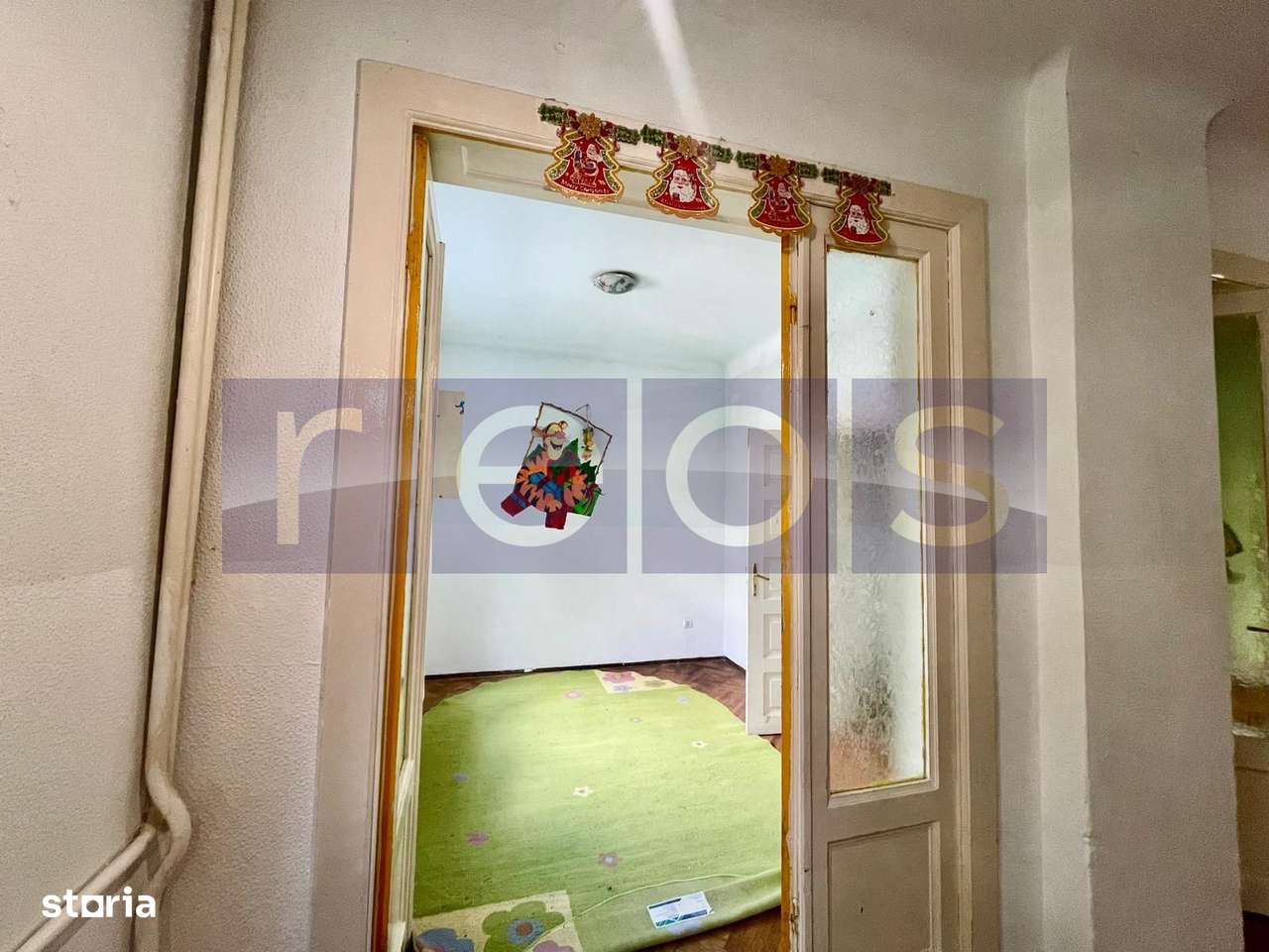 VANZARE VILA INTERBELICA VATRA LUMINOASA NECESITA RENOVARE CURTE PROPR - Imagine principală: 4/18