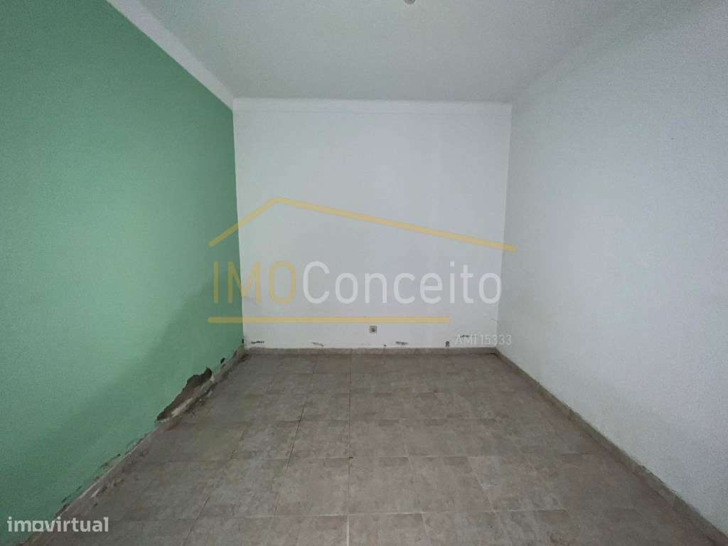 Moradia T2| Quintal| Carvoeiro| Maçao-14