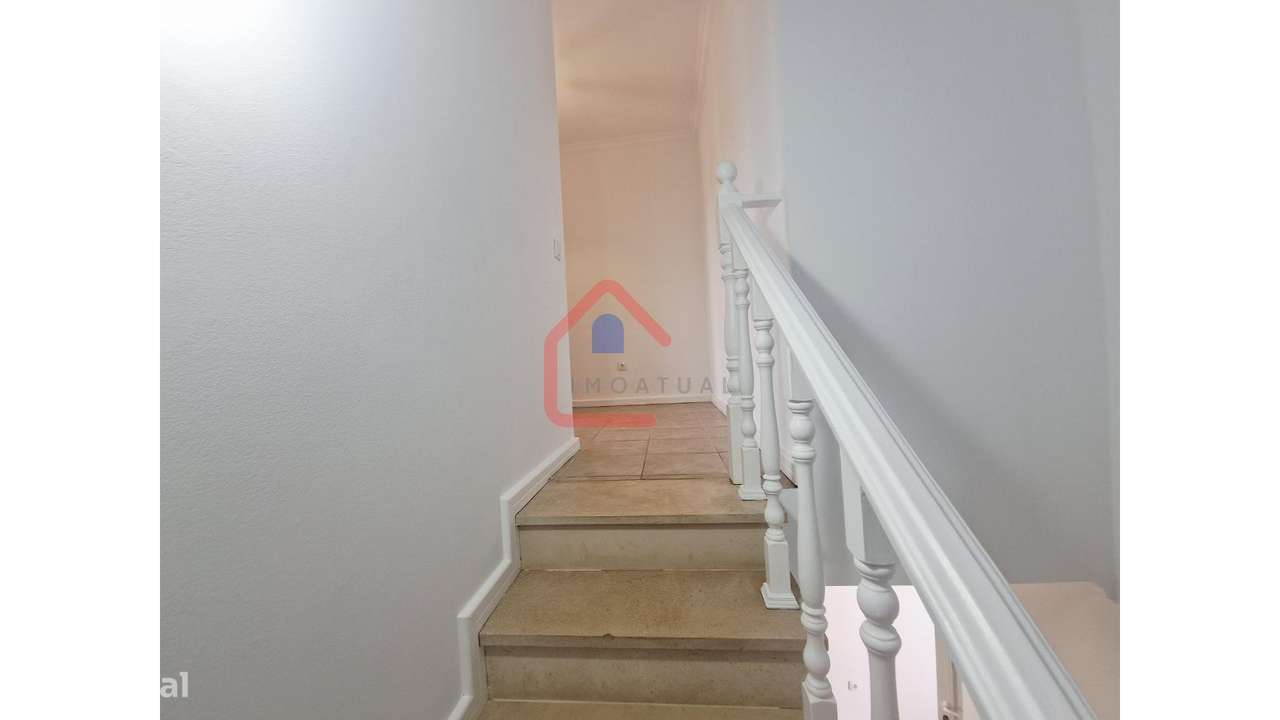 Apartamento T4 em  GAMBIA-PONTES-ALTO DA GUERRA-26