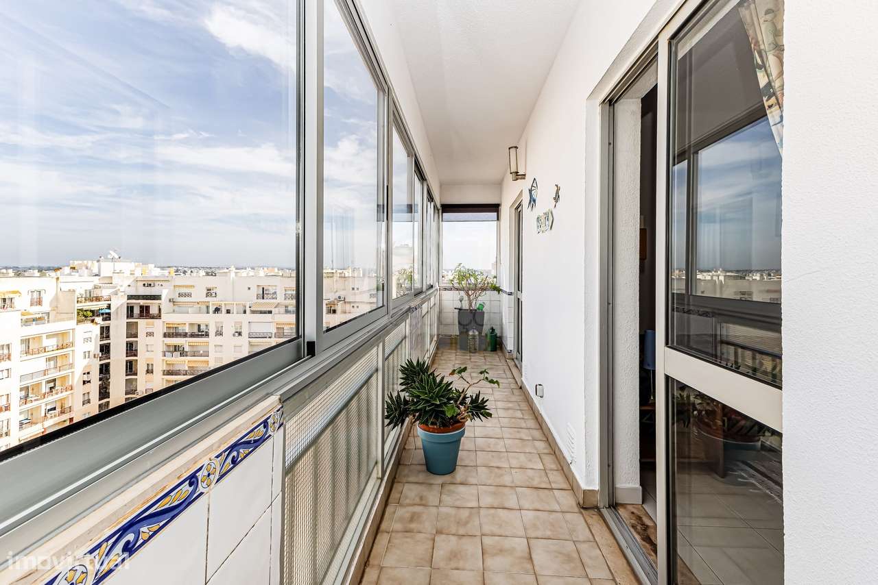 A. PÊRA - Apartamento T3 C/ Garagem + Arrecad.- Varandas Deslumbrantes-18