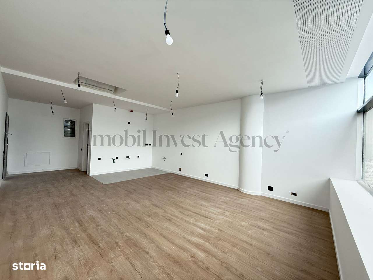 Apartament 2 camere de vanzare Pipera - Imagine principală: 1/5