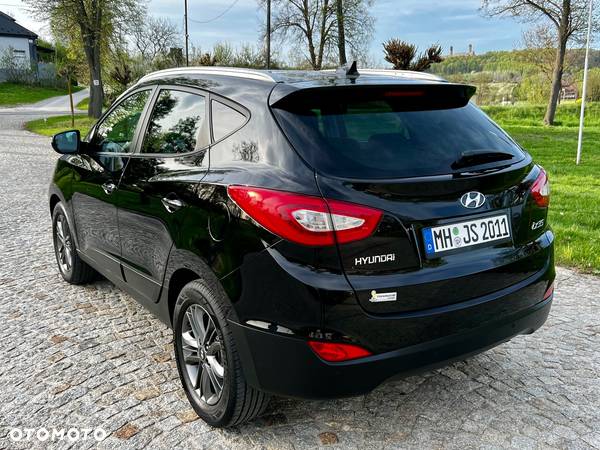 Hyundai ix35 1.6 2WD Fifa World Cup Edition - 2