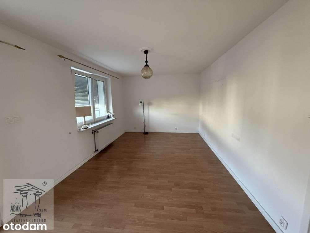 3 pokojowe Literacka , osobna kuchnia duży balkon , piwnica , garaż-7