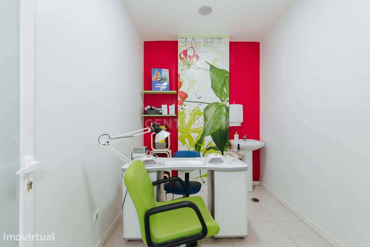 Espaço Comercial para Arrendamento no Montijo – 107 m² Pronto a Recebe - Grande imagem: 3/25