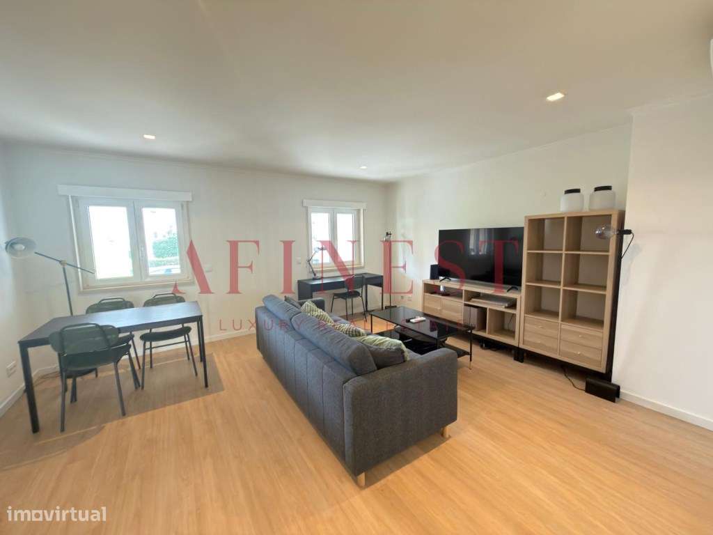 APARTAMENTO T1 REMODELADO NO ESTORIL-5