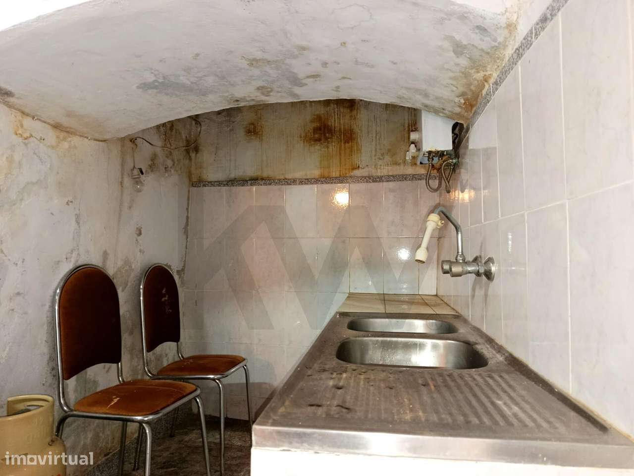 Moradia T2 em Vila Nova-23